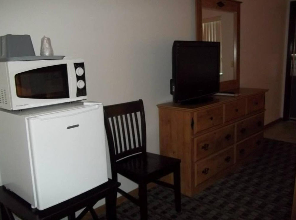 Burke Inn Motel & Suites Carroll Екстериор снимка